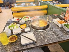 -一席地·本地鸡窝·杭帮鸡火锅(萧山银隆百货店)