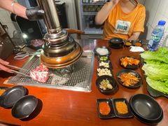 -肉甲韩国木炭烤肉(新壹街1店)