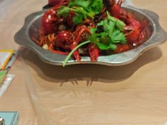 -老街烧烤大排档·地道湖北菜·龙虾馆(汉口火车站店)