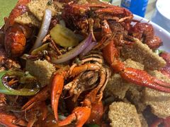 网红秘制龙虾-虾女王·龙虾·烧烤(龙江店)