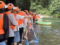 -安吉龙王山峡谷漂流
