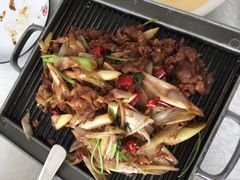 葱爆羊肉-旺顺阁鱼头泡饼(小红门店)