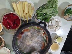 -七采菌园·野生菌石锅鱼(环城北路店)