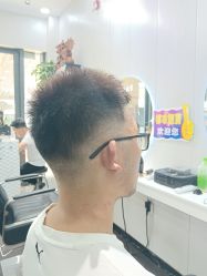 -都市靓剪烫染沙龙