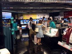 -百老汇(海港城海洋中心店)