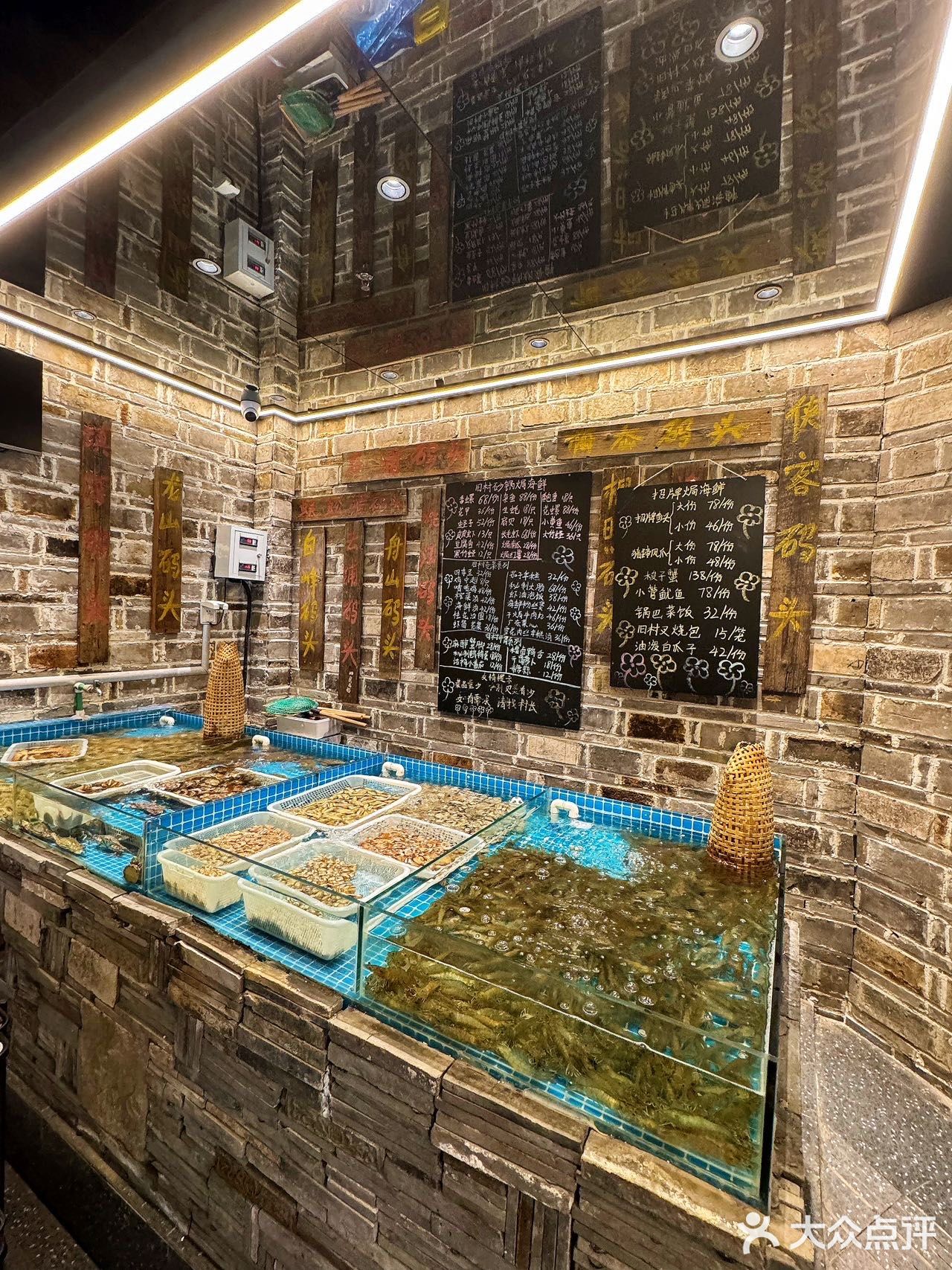 为了这口砂锅焗海鲜又来翔殷路了