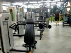 -贝菲特游泳健身(徐泾店)