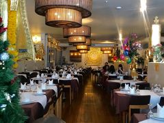 -Thai Pothong Restaurant