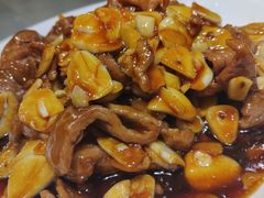 -老牌坊鲁菜名店(美莲广场店)