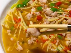 招牌好吃兔-盐帮食坊•小河帮川菜(四川师大店)