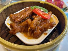 -深圳富苑皇冠假日套房酒店