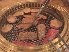 -炼火烤肉店