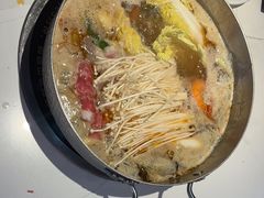 -七欣天香辣蟹火锅(闵行浦江欢乐颂店)