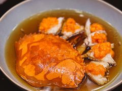 鸡油花雕蒸三门蟹-杭州西子湖四季酒店·金沙厅