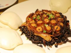 五夫莲子扣肉-炊烟·山房菜