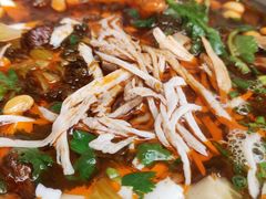 -老五鸡丝豆花面粉(瑞金北路68号院店)