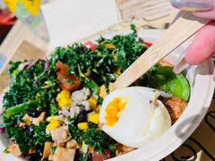 铁板鸡腿藜麦碗里道-油梨树AVOCADO TREE(嘉里中心店)