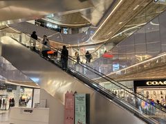 -东荟城名店仓