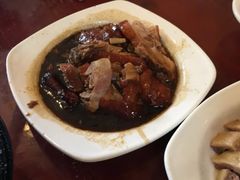 -余杨鸭鸭餐厅