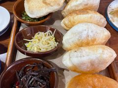 泡泡油饼-关中道陕味艺术餐厅(西岳庙店)