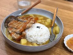 黄咖喱鸡排饭-About Bistro關於·泰式家庭料理