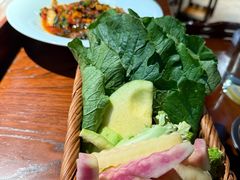 -花菇朵·云山雀 ll 野生菌锅·野果酸汤·精品滇菜(万柳店)