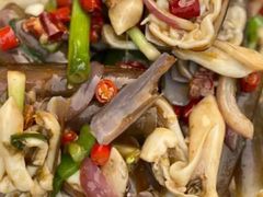 -四川小胡子海鲜(丁村万人海鲜广场店)