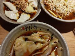 -默记孙抄手(园艺山店)