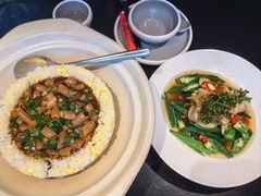 -五谷丰登农家院·地道胶东菜·海鲜烧烤(威海店)