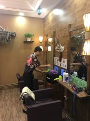 点击看大图 -容萨美业·美容美发