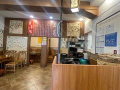 -石磨豆花家常菜·牦牛排土火锅