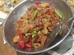 -黄泥岗·地道湖北菜(奥特莱斯店)