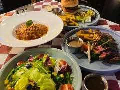 -鲨鱼美式餐厅酒吧Sharky