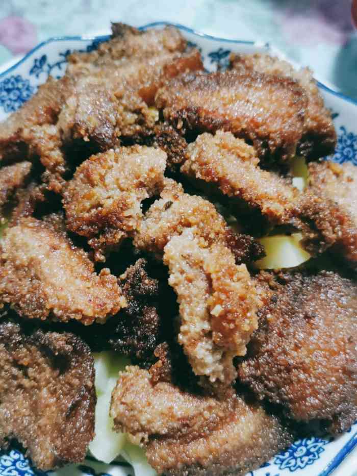 今天跟朋友来吃了江西本地土菜,不管是口味还是分量,都很可,打满分不