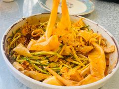 -汗腾格里·风味餐厅(新疆驻京办店)