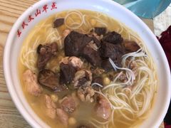 -文山荷鲜居(翠湖店)