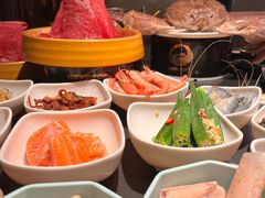 -钱小奴海鲜自助黑金店(杭州滨江龙湖店)