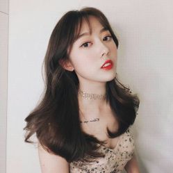 -V HAIR SALON造型