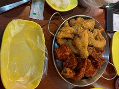 -BHC炸鸡(明洞总店)