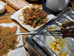 -喝丢一只鞋海鲜烧烤·海肠捞饭(市场店)