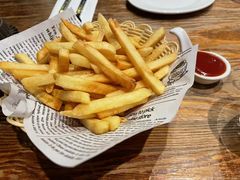 -1886德国汽车餐厅(外滩十六铺码头店)