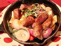 安格斯铁板蒜香牛肉-BROWNSTONE布朗石西班牙餐厅(富城店)