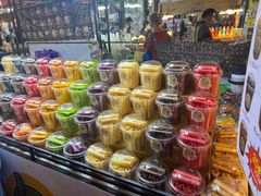 -席娜卡琳火车铁道夜市