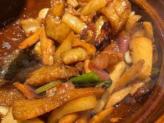 -胡须佬鸡煲四季火锅(海雅缤纷城店)