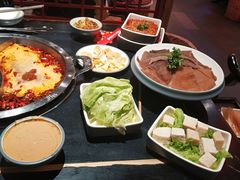 -井格重庆火锅(西直门凯德Mall店)