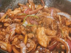 -胡须佬鸡煲四季火锅店(石厦西村直营店)