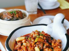 -莲餐厅·湖北菜·潜江小龙虾店(愚园路店)