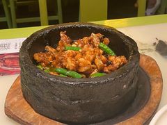 石锅杭椒牛蛙-桂满陇天书(南京德基旗舰店)