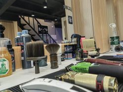 -剪得慢Barbershop·男士理发店