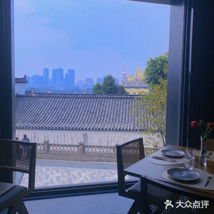 烟台山No·1！整面落地窗看中洲岛好🉑啊